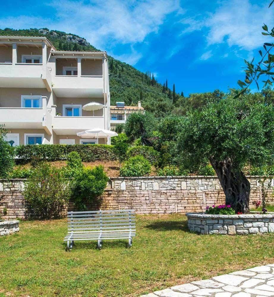 Krouzeri Beach Apartments Katavolos Exterior photo